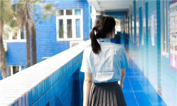 察雅如何找到一个可以帮助我生孩子的女人？