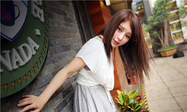 察雅想找一个女性生孩子给报酬-｛找个女人生孩子多少钱｝